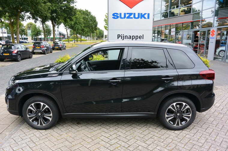 Vehicle Image 4