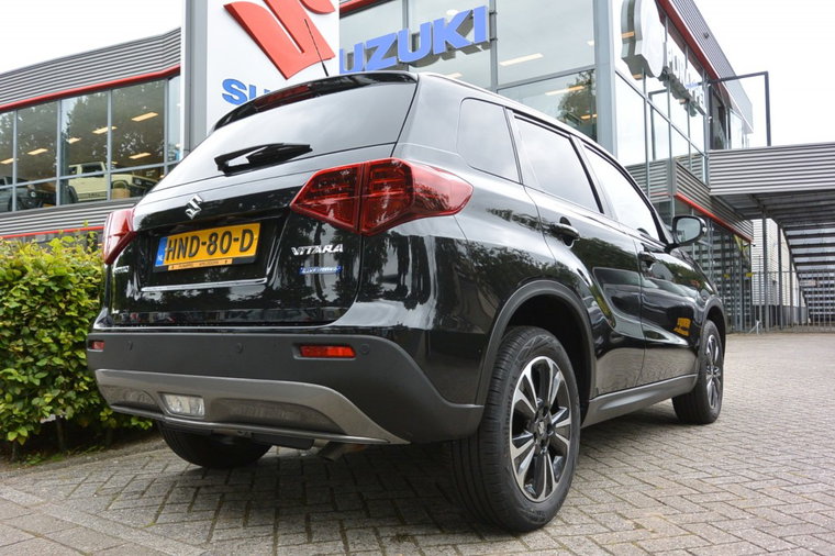 Vehicle Image 7