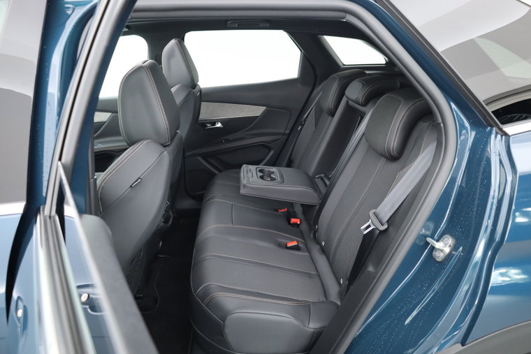 Vehicle Image 38