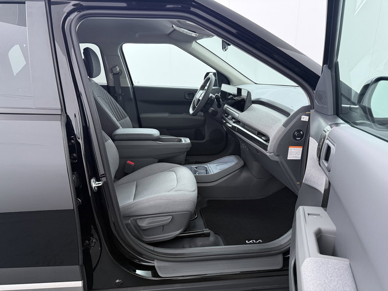 Vehicle Image 40