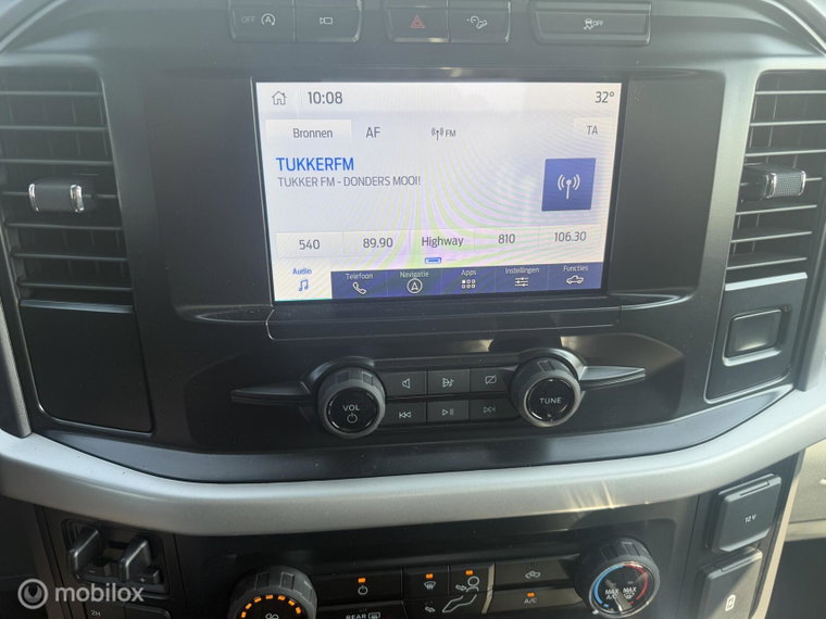 Vehicle Image 39