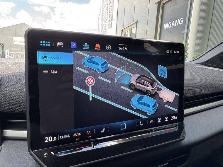 Vehicle Image 36