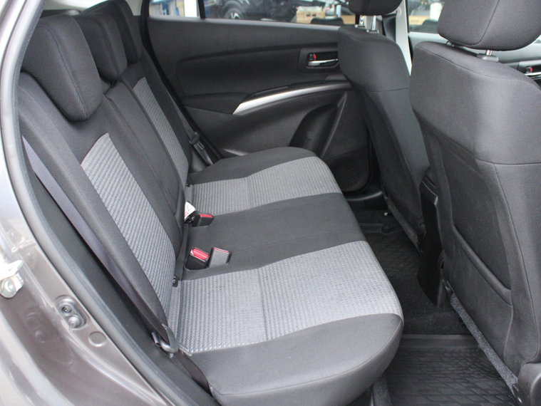 Vehicle Image 37