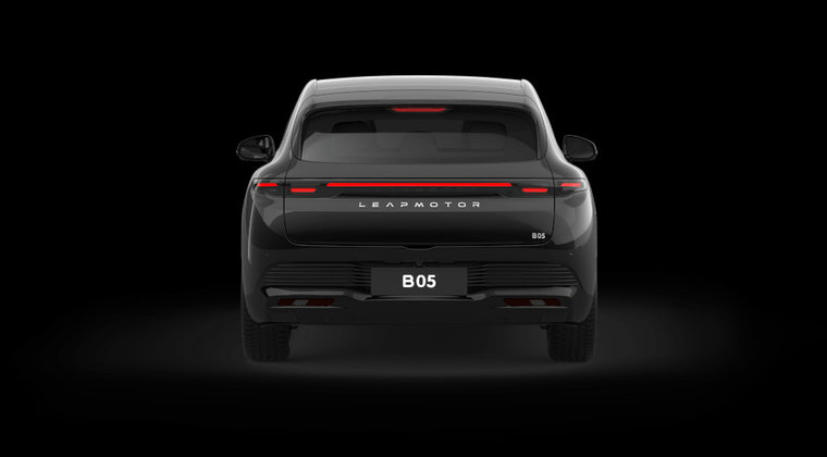 Vehicle Image 4