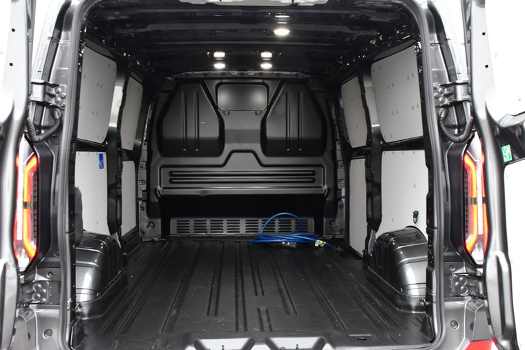 Vehicle Image 36