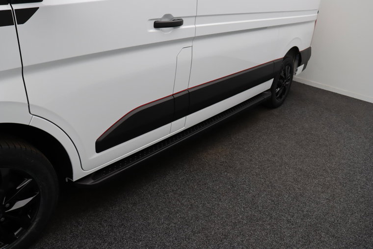 Vehicle Image 38