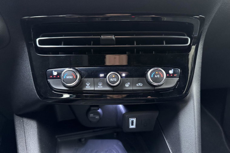 Vehicle Image 33