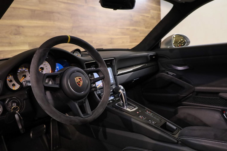 Vehicle Image 27