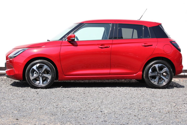 Vehicle Image 12