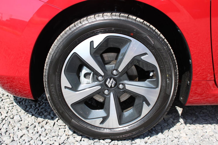 Vehicle Image 35