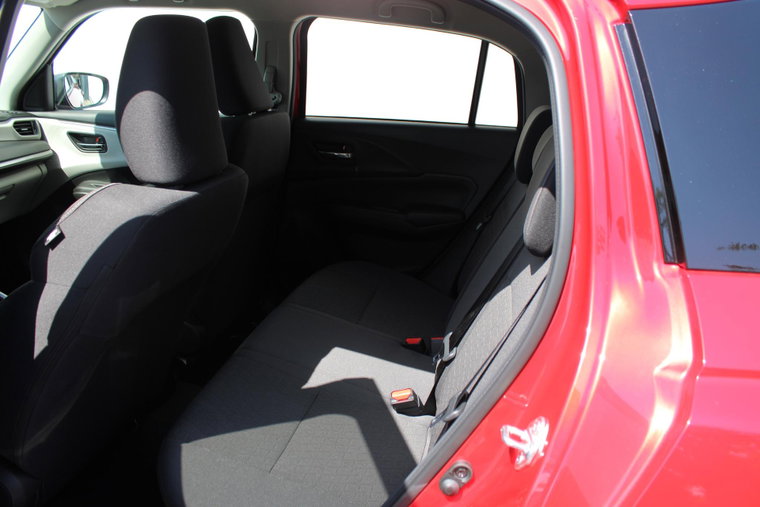 Vehicle Image 6
