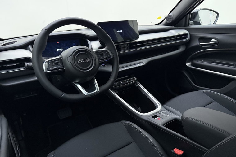 Vehicle Image 18