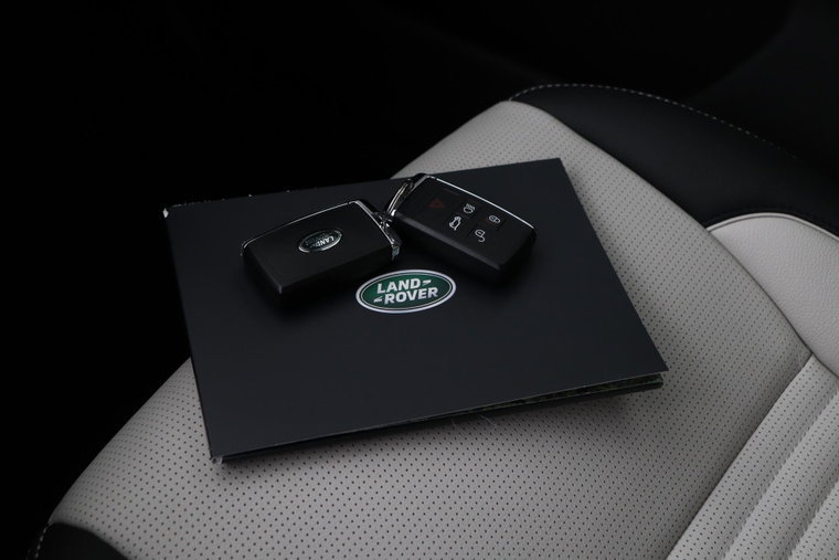 Vehicle Image 18