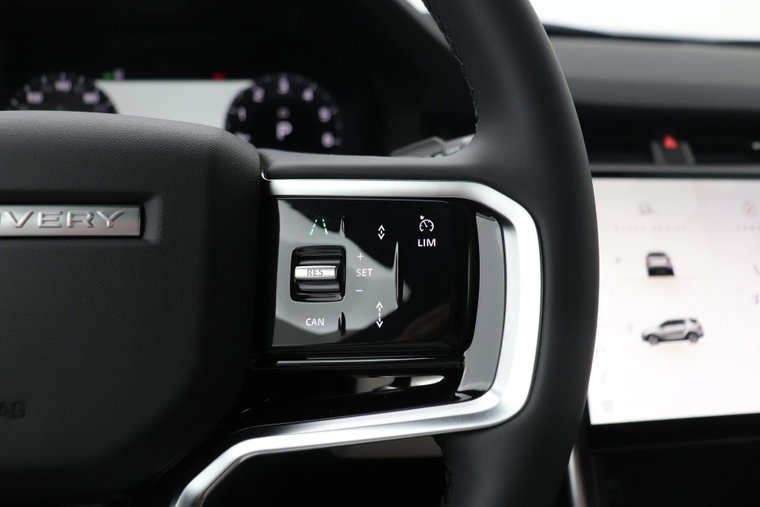 Vehicle Image 36