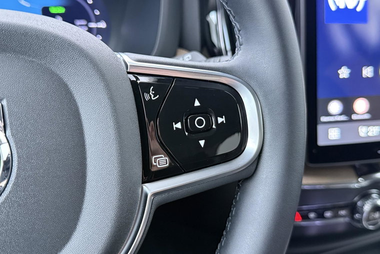 Vehicle Image 40