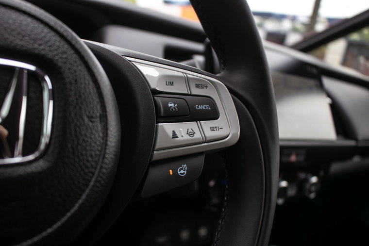 Vehicle Image 36