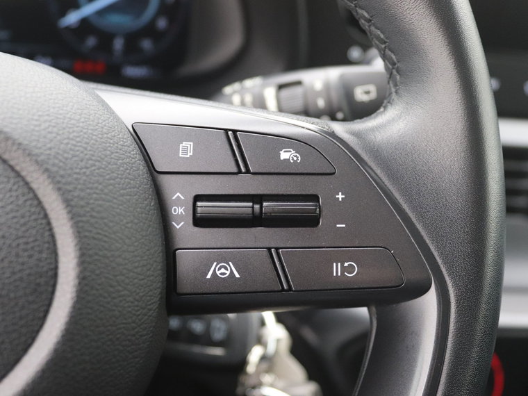 Vehicle Image 28