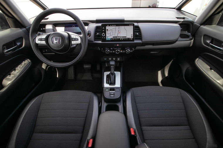 Vehicle Image 14