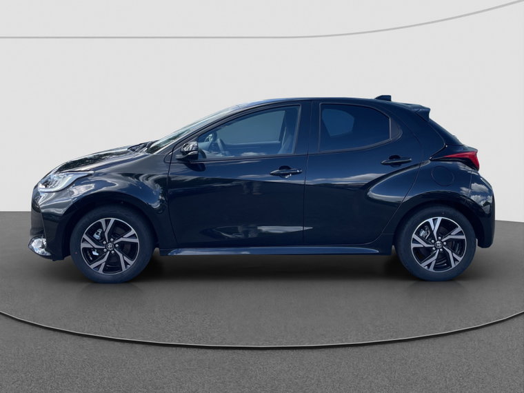 Vehicle Image 12