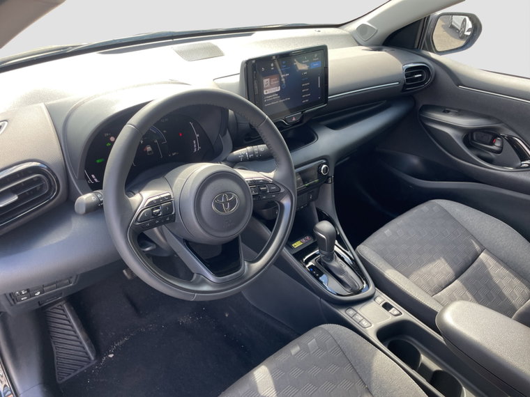 Vehicle Image 16