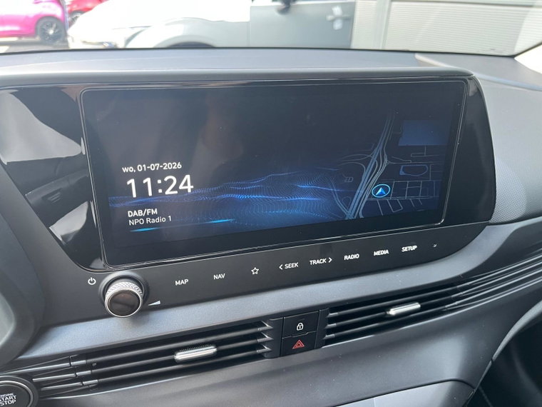 Vehicle Image 23