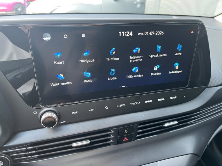 Vehicle Image 24