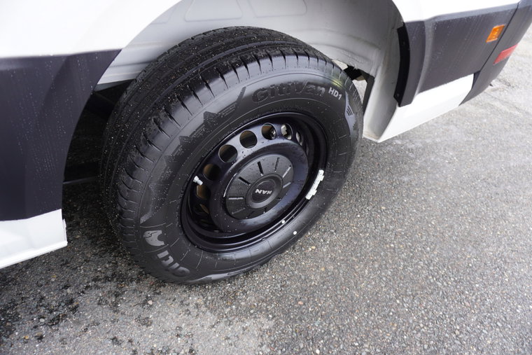 Vehicle Image 21
