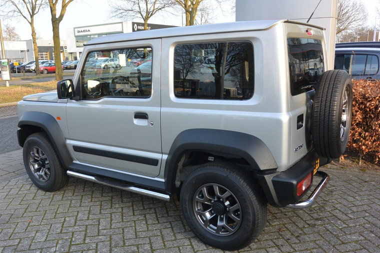 Vehicle Image 6