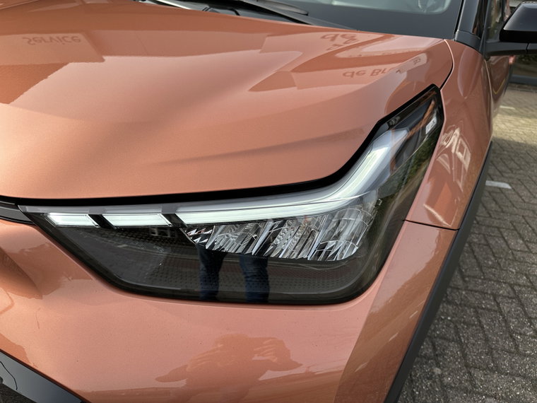 Vehicle Image 13