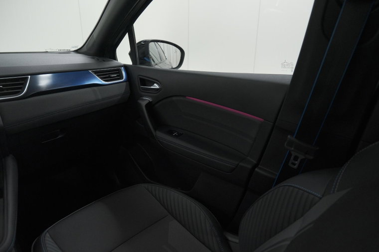 Vehicle Image 36