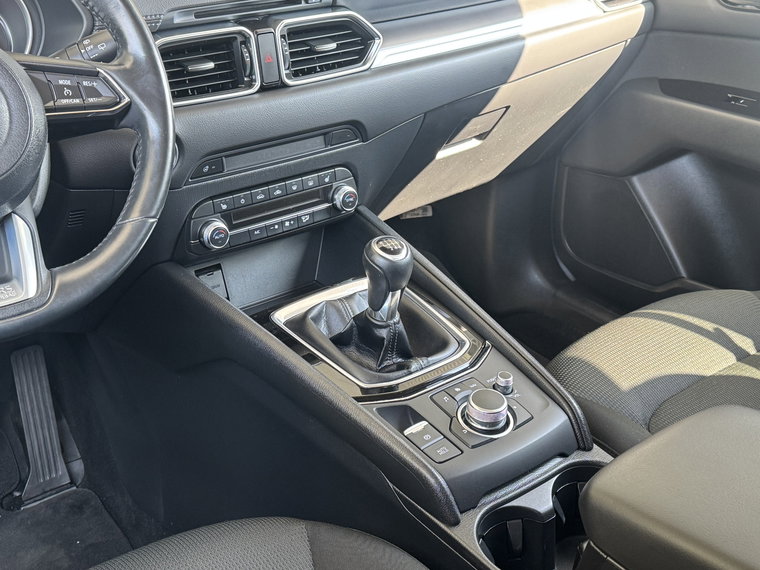 Vehicle Image 17