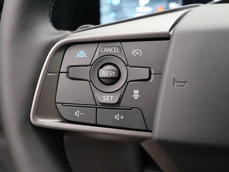 Vehicle Image 24