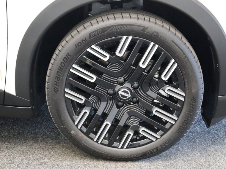 Vehicle Image 47