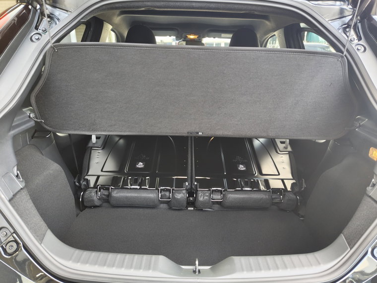 Vehicle Image 31