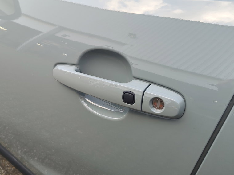 Vehicle Image 35