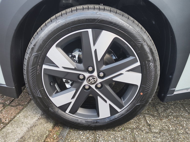 Vehicle Image 36
