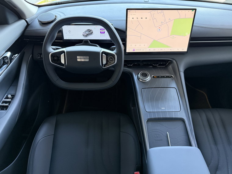 Vehicle Image 21