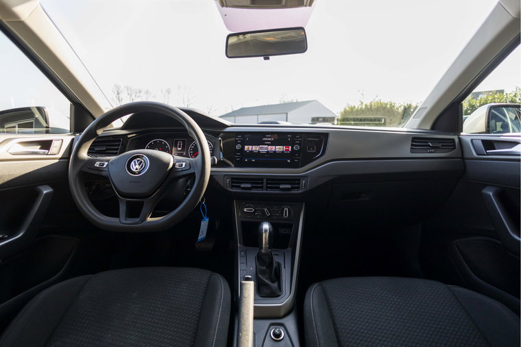 Vehicle Image 30