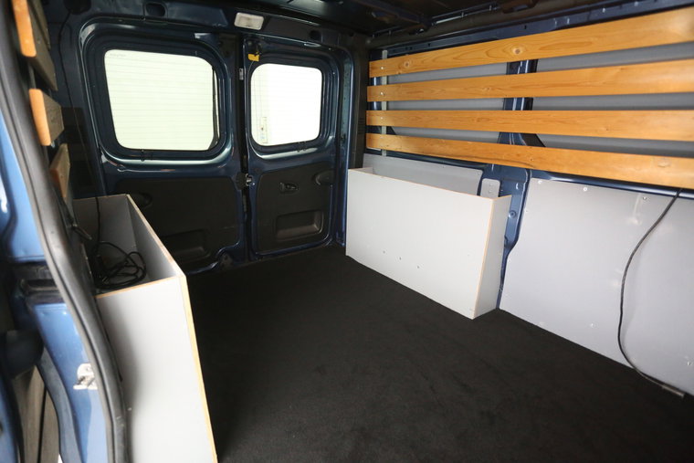 Vehicle Image 25