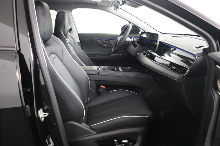 Vehicle Image 31