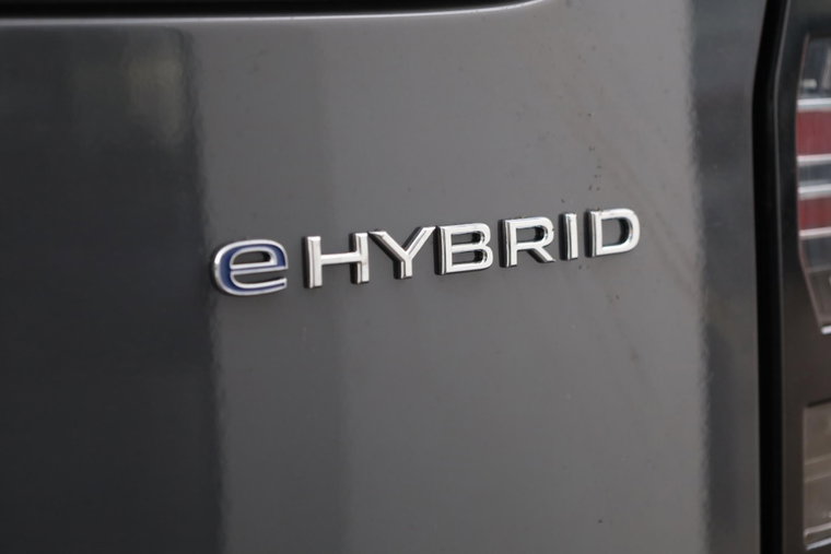 Vehicle Image 13