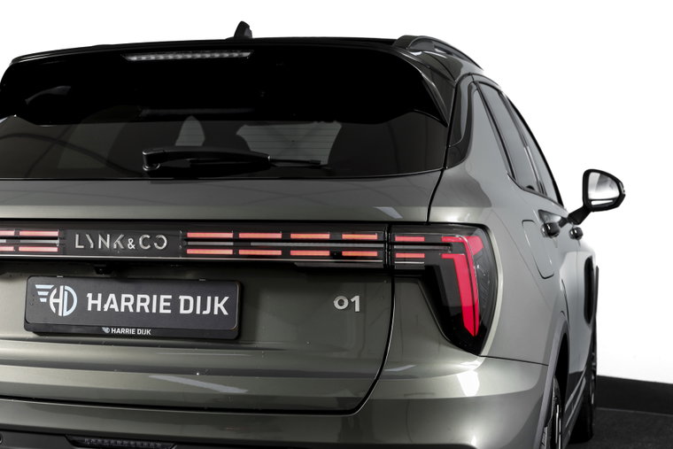 Vehicle Image 15