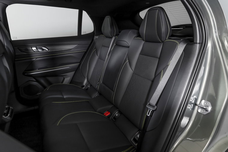 Vehicle Image 8