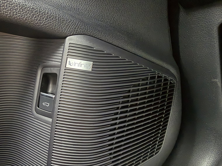 Vehicle Image 50