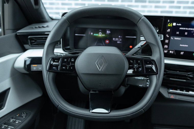 Vehicle Image 40