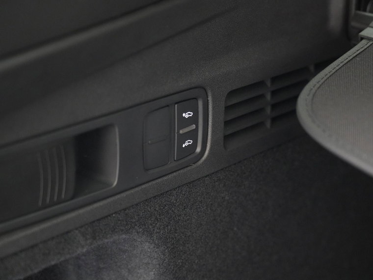Vehicle Image 41
