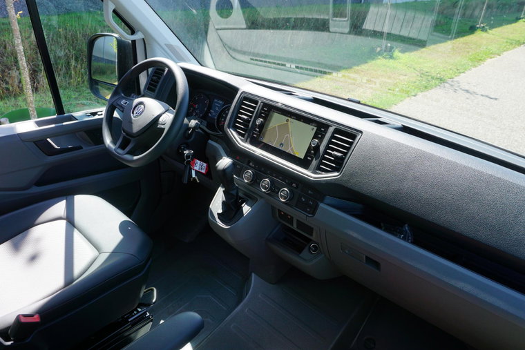 Vehicle Image 19