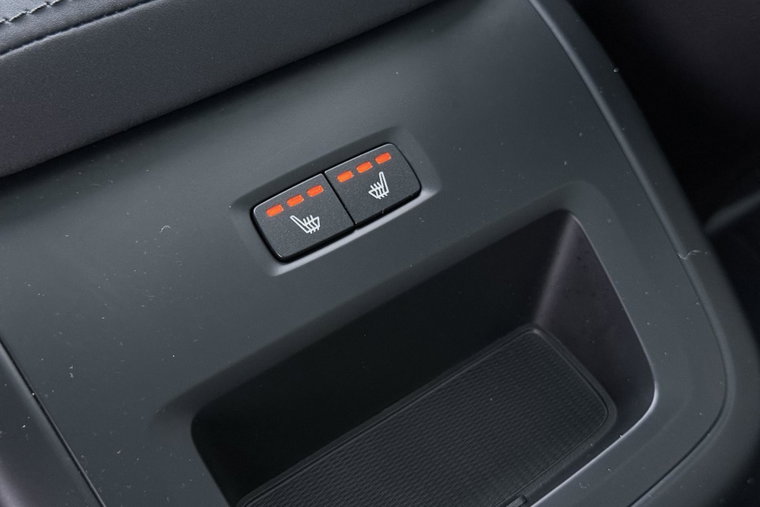 Vehicle Image 48
