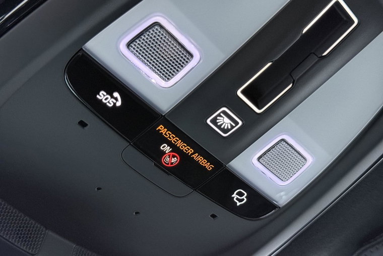 Vehicle Image 36
