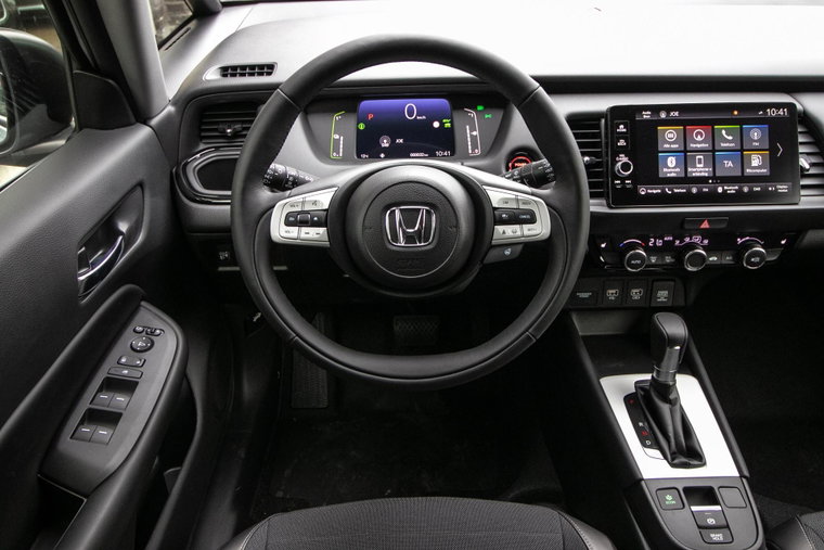 Vehicle Image 14